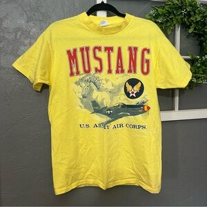 Vintage Yellow Mustang Graphic T-Shirt unisex Large